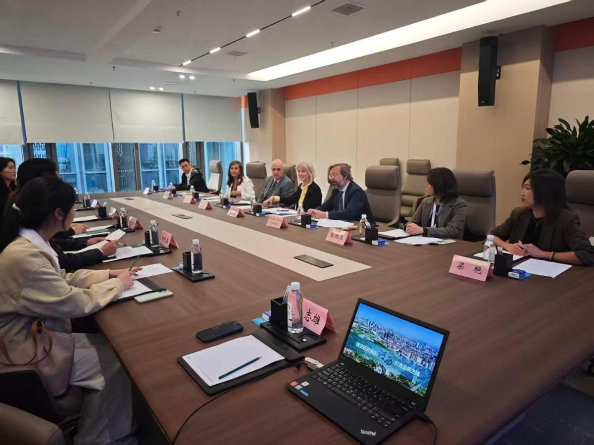 A Xunta busca na cidade de Tianjin un novo foco de colaboración económica e empresarial entre Galicia e China en sectores estratéxicos